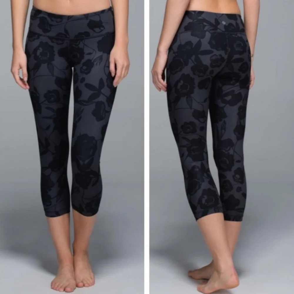 Lululemon Women's Brisk Bloom Wunder Under Capri Leggings Size 6 Yoga Gym‎ 22